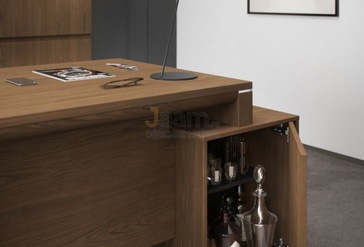 Кабинет руководителя Velar