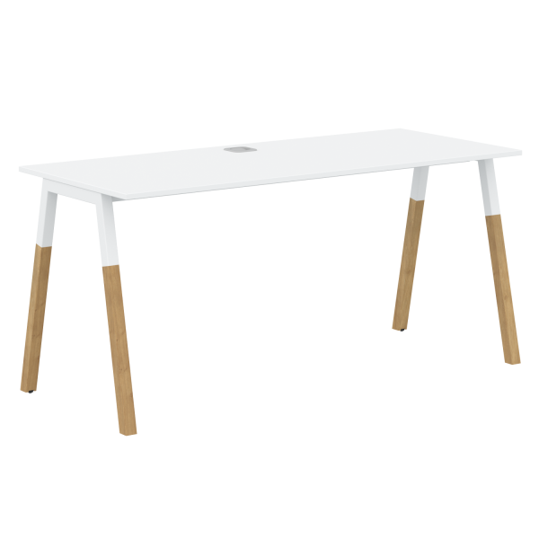Стол прямой Forta FST 1567 1580x733x670 (Белый премиум)